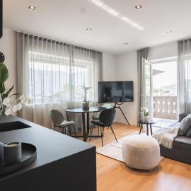 LUXE VISTA City Apartments Algund，位于拉古多的酒店