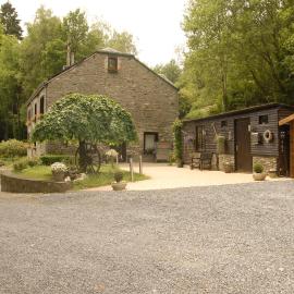 Le Clos Arboré (Gîte)，位于利布拉蒙的酒店