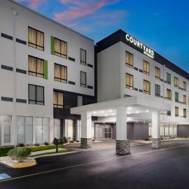 Courtyard by Marriott New Castle，位于纽卡斯尔的酒店