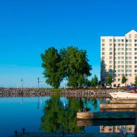Residence Inn by Marriott Kingston Water's Edge，位于金斯顿的酒店