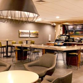 Courtyard by Marriott Yonkers Westchester County，位于扬克斯的酒店