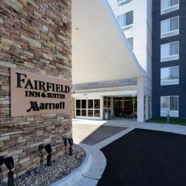 Fairfield Inn & Suites by Marriott Raleigh Capital Blvd./I-540,位于罗利的酒店