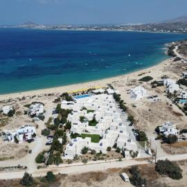Mikri Vigla Hotel Beach Resort,位于米科利维亚的酒店
