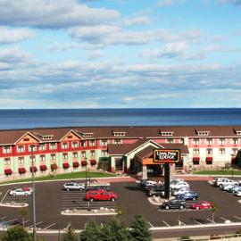 Canal Park Lodge，位于德卢斯的酒店