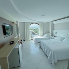 Violeta Meaípe Hotel,位于瓜拉派瑞的酒店