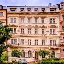 Hotel Praga，位于卡罗维发利的酒店