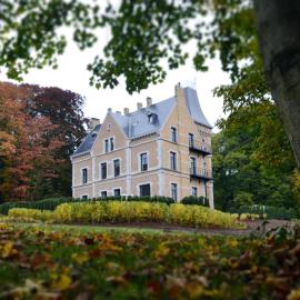 Chateau Beausaint，位于拉罗什-阿登的酒店