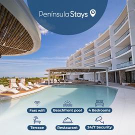 4-Bedroom Beachfront Apartment，位于San Bruno的酒店
