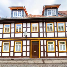 Fachwerkfeeling im gesamten EG-hochwertig neu sanierte Fewo im Heideviertel perfekte Innenstadtlage inklusive Parkplatz