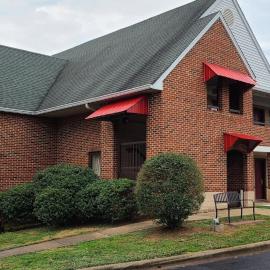 Red Roof Inn & Suites Cornelius - Lake Norman,位于科尼利厄斯的酒店