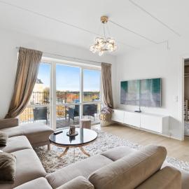 Nice flat in copenhagen closte to train station，位于格洛斯楚普的酒店