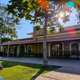 Concierge Plaza La Villa，位于科利马的酒店