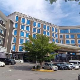 Lintas Platinum Hotel,位于哥打京那巴鲁的酒店