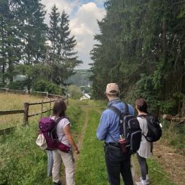 Holzhaus Chalet Nationalpark Eifel Hund willkommen，位于黑伦塔尔的酒店