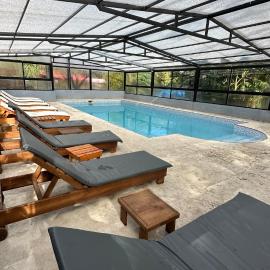 Apart Hotel Nonquen，位于梅洛的酒店
