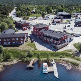 Hotel Inari，位于伊纳利的酒店