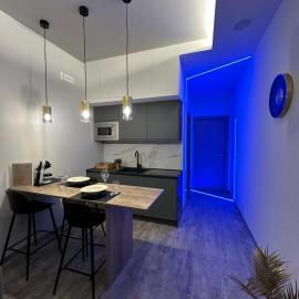 Royal Apartment，位于泰尔莫利的酒店