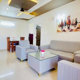Elite Enclave - Mysore - 2BHK Luxury Serviced Apartments，位于迈索尔的酒店