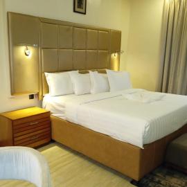 Mulligan Hotel