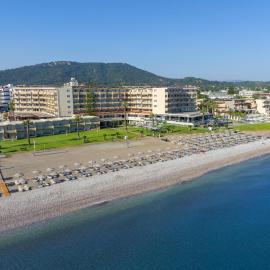 Sun Beach Resort，位于伊利索斯的酒店