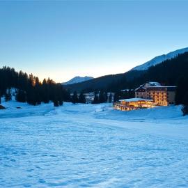 TH Madonna di Campiglio | Golf Hotel，位于摩德纳迪-坎皮格里奥的酒店