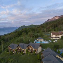 Vaste appart avec vue sur Lac，位于吕格兰的酒店