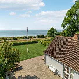 Amazing Home In Vesløs，位于Øsløs的酒店