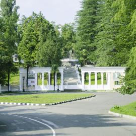Legends Tskaltubo Spa Resort，位于茨卡尔图博的酒店