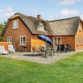 Four-Bedroom Holiday Home In Romo