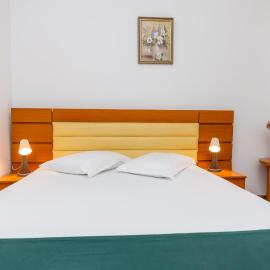 Hotel Sir Colentina，位于布加勒斯特的酒店
