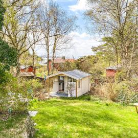 1 Bedroom Awesome Home In Frillesås，位于Frillesås的酒店