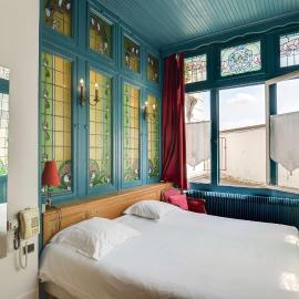 Brit Hotel Notre Dame，位于瓦朗西纳的酒店