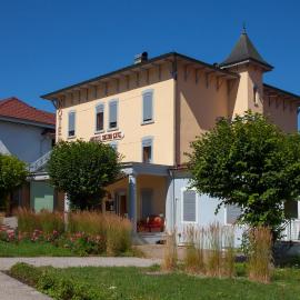 Hôtel Beau Site，位于马尔比伊松的酒店