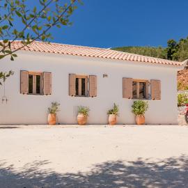Villas Maher One