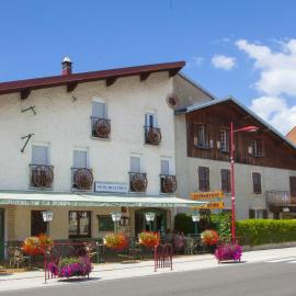 Hôtel de la Poste，位于马尔比伊松的酒店