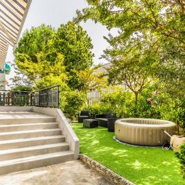 GRADO HOUSE-Garden & Hydromassage-Sea-Free Parking，位于格拉多的酒店