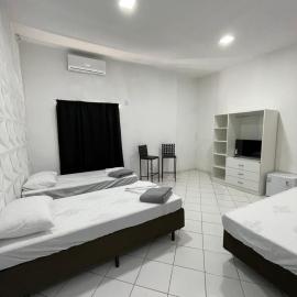Vista Bela Hotel，位于平达莫尼扬加巴的酒店