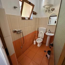 Guesthouse Bjeshka-11，位于泰斯的酒店