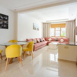 New Luxurious apartment Agdal Rabat center,位于拉巴特的酒店