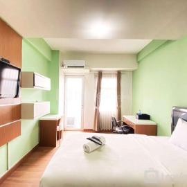 Minimalist Studio Apartment at Oxford Jatinangor By Travelio，位于Sumedang的酒店