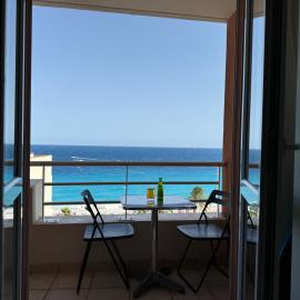 VUE mer 02 chambres 45M et parking gratuit,位于尼斯的酒店