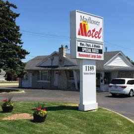 Mayflower Motel，位于基奇纳的酒店