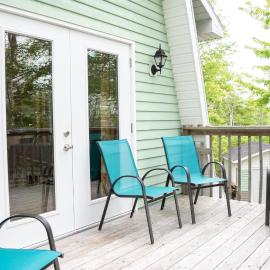 Rumi Guest House on the Cabot Trail，位于Indian Brook的酒店