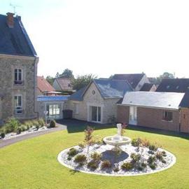 Logis Hotel & restaurant Le Relais De Fleurette，位于Pontavert的酒店