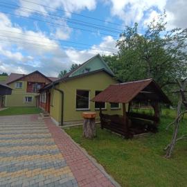 Rukavichka，位于皮利佩齐的酒店