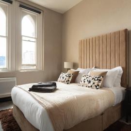 Crown Street Aparthotel 2，位于哈利法克斯的酒店