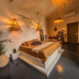 la torre boutique rooms，位于普罗奇达的酒店