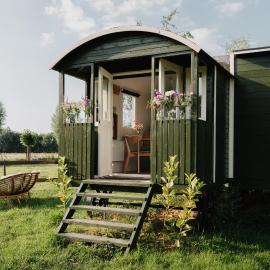 Tiny House De Skure，位于Harelbeke的酒店