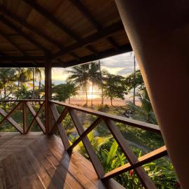 Popochos Beach Eco Lodge，位于努基的酒店