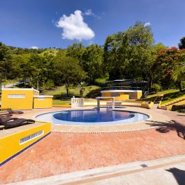 Hotel Sinai SV，位于Macanal的酒店